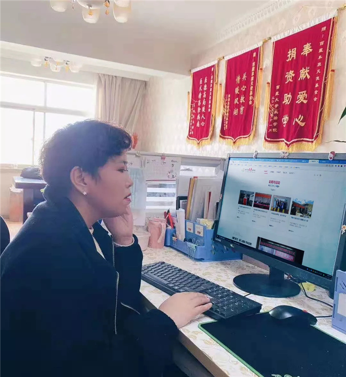 西藏盲女吉拉的“創業經”